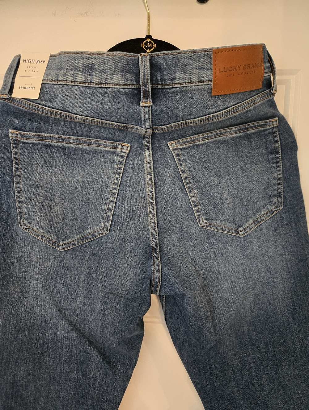NWT. Lucky Brand Bridgette High Rise Button Fly Skinny Ankle Jeans. Size 6/28